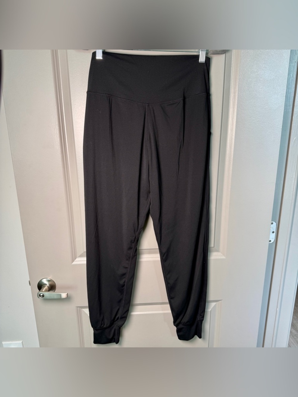 Colorful Koala High-Waist Jogger Pants L Black Nylon Pockets Cuffed Athleisure